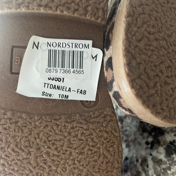 NordstromToddler Cheetah print 10M zip boots - brand new Nordstrom - Picture 4 of 12